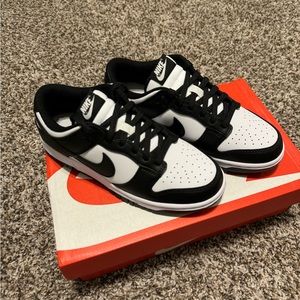 Nike panda dunks - size 7 women’s